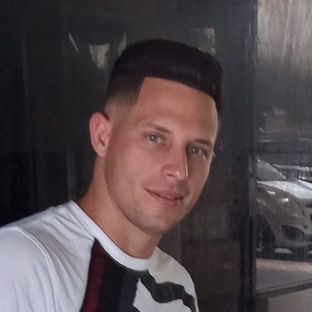 Profile Picture of el soñador (@lazarovalladares1) on Tiktok