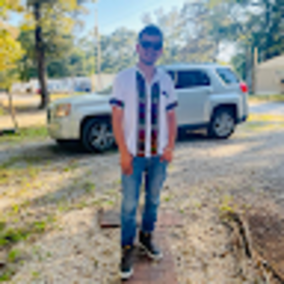 Profile Picture of Joel Salinas (@joelsalinas3315) on Poshmark