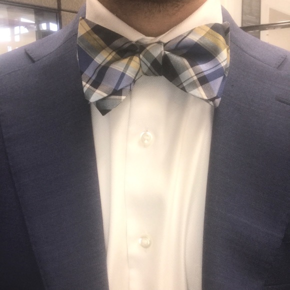 Profile Picture of Derek Lee (@dlee3304) on Poshmark