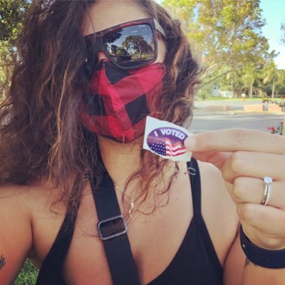 Profile Picture of Gabbi Ray (@gabbirayradio) on Twitter