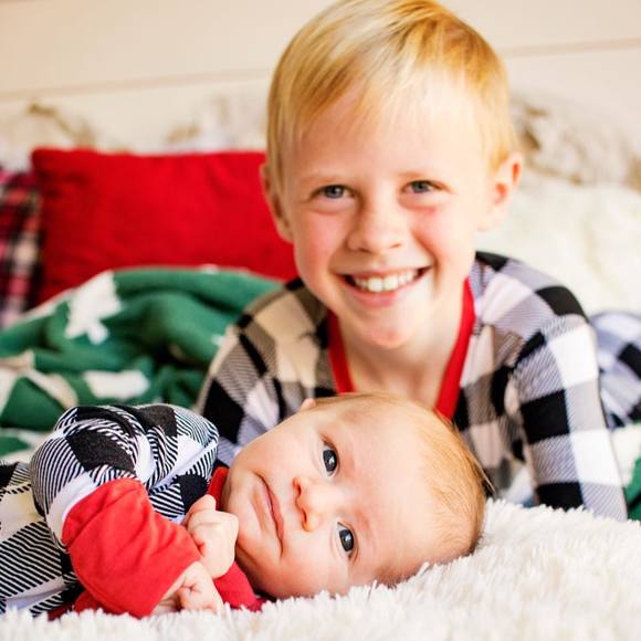 Profile Picture of Amber Haley (@ambrnicol1) on Poshmark