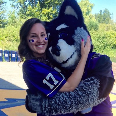 Profile Picture of Hailey Helber (@HaileyonRadio) on Twitter