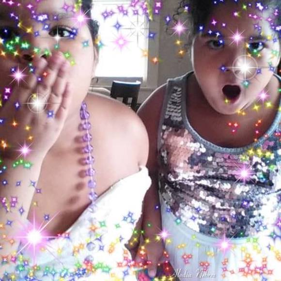 Profile Picture of Amy Devey (@stylin4us) on Poshmark