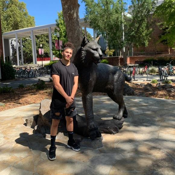 Profile Picture of Joe Karam (@joekfire) on Poshmark