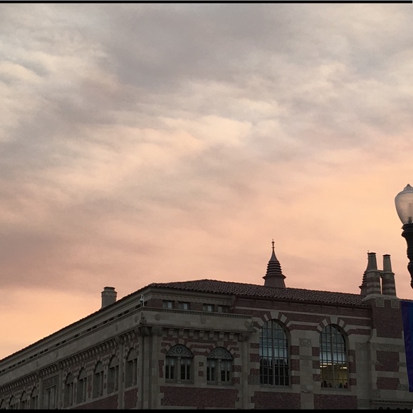 Profile Picture of Zhihao Ni (@tomni) on Poshmark