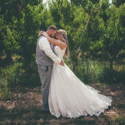 Profile Picture of Heather Earl (@h_abrams1352) on Twitter