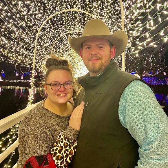 Profile Picture of Kaylee Dobbs (@knd121397) on Poshmark