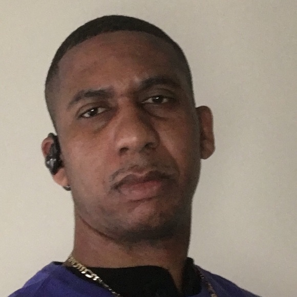 Profile Picture of Gary Cox (@ggeezzyy) on Poshmark