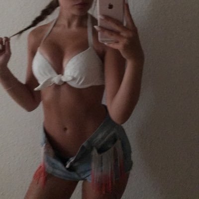 Ruby Wallis - Twitter Profile Picture of Ruby Wallis (@RubyWallis6) on Twitter