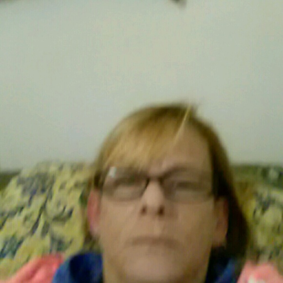 Profile Picture of Marsha Dubman (@mdubwells) on Poshmark