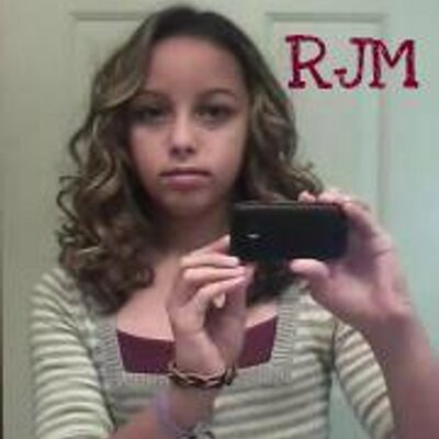 Profile Picture of Rylie Moore (@RylieMoore13) on Twitter