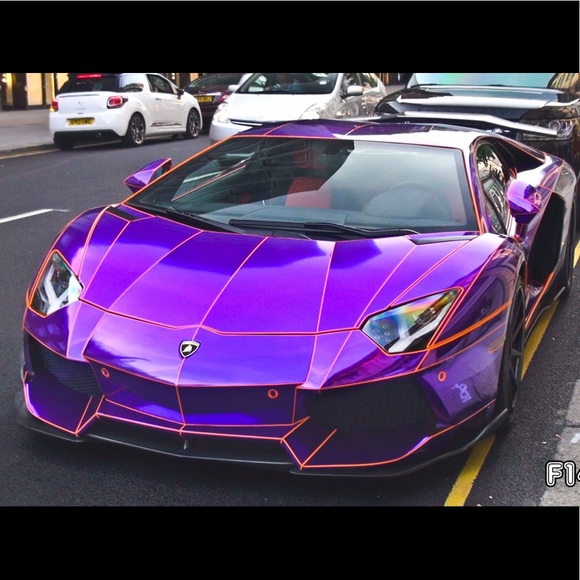 Profile Picture of Brady D (@brady8813) on Poshmark