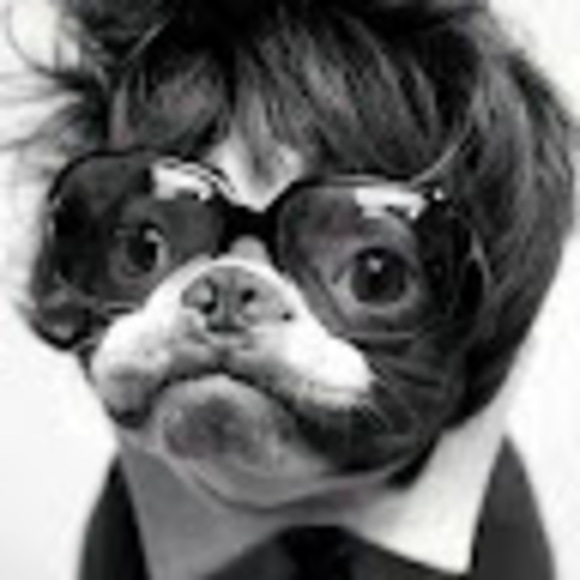 Profile Picture of Lane Bolden (@boldenlane) on Poshmark