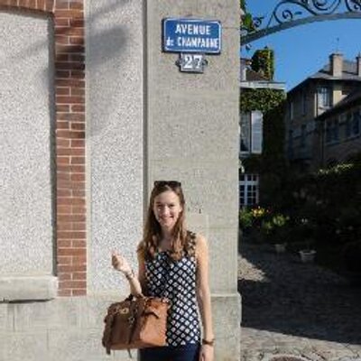 Profile Picture of Lydia Sinclair (@lydsinclair) on Twitter