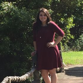 Profile Picture of Hallee Collins (@halleerenee1) on Pinterest