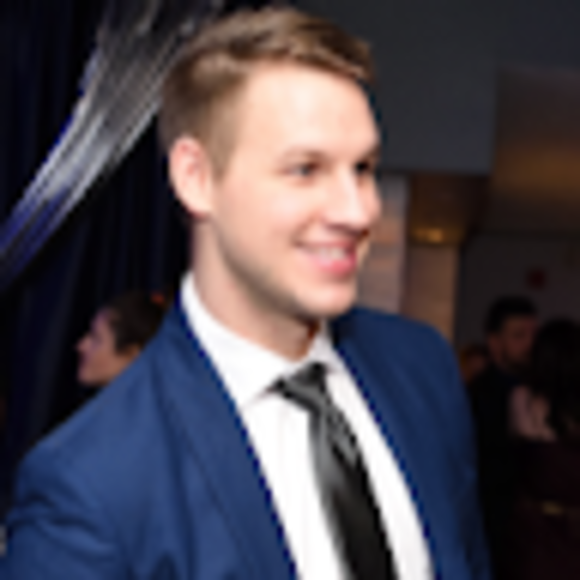 Profile Picture of Christian Makowski (@chrismak91) on Poshmark