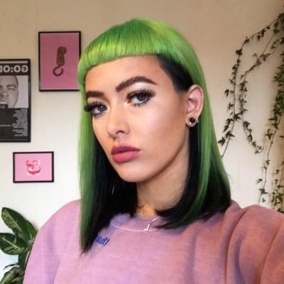 Profile Picture of Liv Stuart-Cole (@livscolee) on Twitter