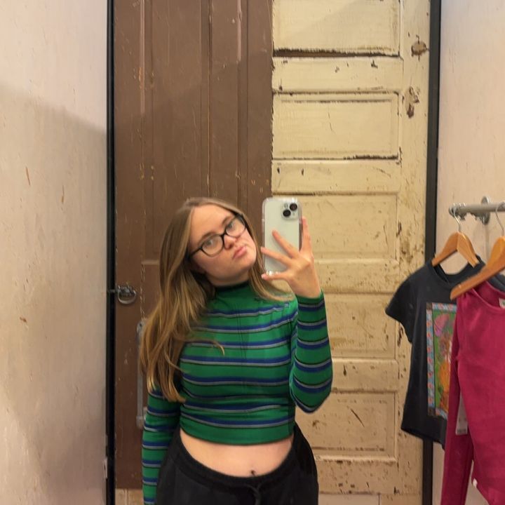 Profile Picture of mere <3 (@meredith.s_17) on Tiktok