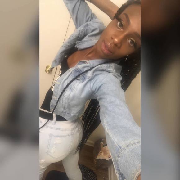 Rasheena Johnson - Poshmark Profile Picture of Rasheena Johnson (@sheenaboo5) on Poshmark