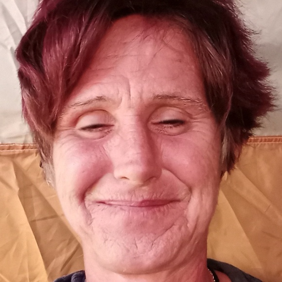 Profile Picture of Sandra Case (@mzsandrac0303) on Poshmark
