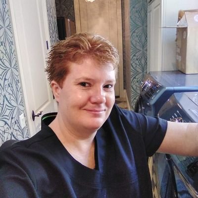 Profile Picture of Tracie Holt (@TracyHo90219181) on Twitter