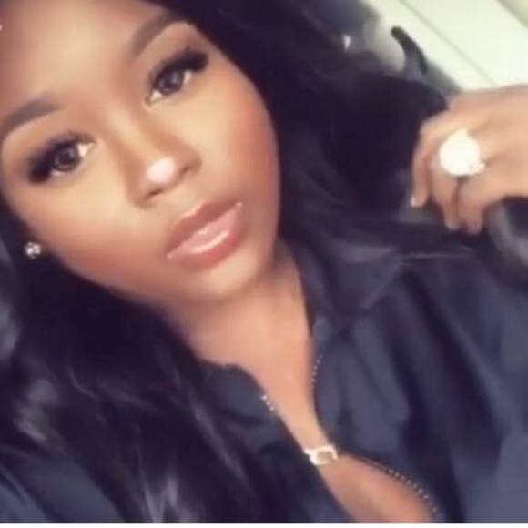 Profile Picture of Erica Hampton (@erica052192) on Poshmark