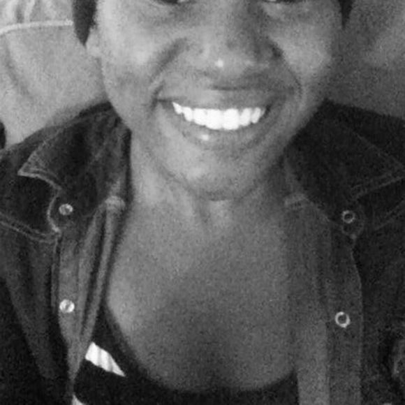 Profile Picture of Berlyn Placide (@walllyn) on Poshmark