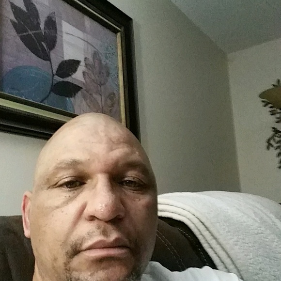 Profile Picture of Keith Foote (@toea81) on Poshmark