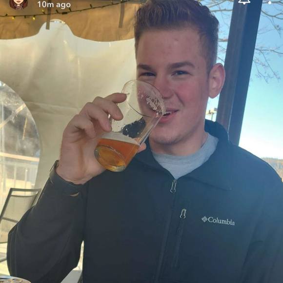 Profile Picture of Ritchie Stubing (@igammas99) on Poshmark