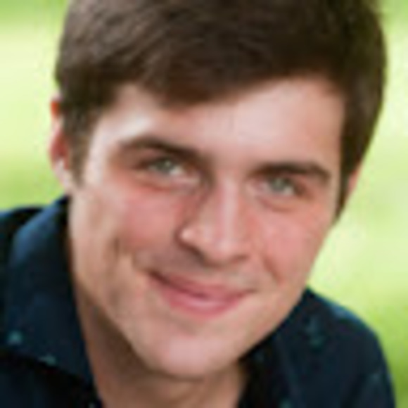 Profile Picture of Quinnlan Aiken (@quinnlana) on Poshmark