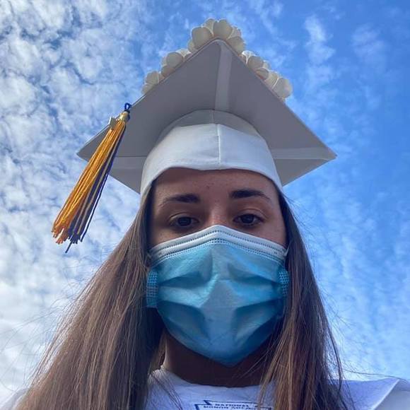 Profile Picture of Julia Taylor (@soccercrazuuu) on Poshmark