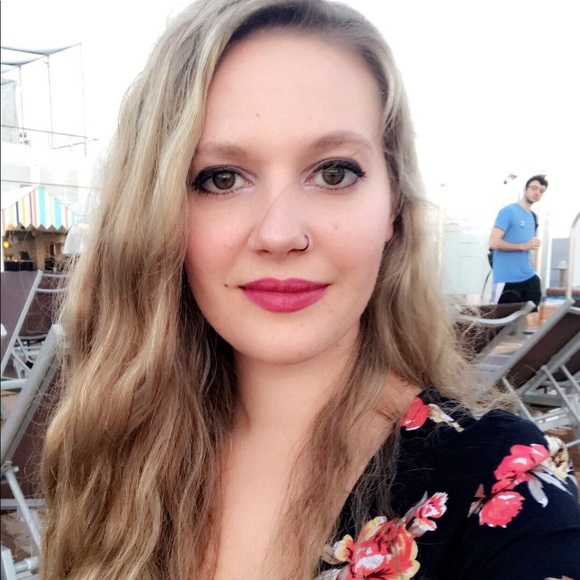 Profile Picture of Trisha Dehler (@trishey_d) on Poshmark