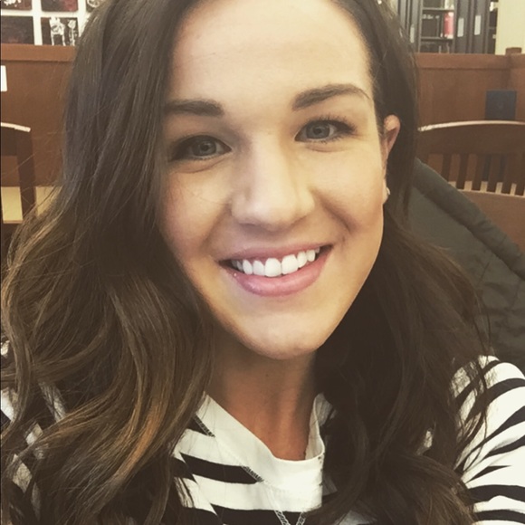 Profile Picture of Megan Schumacher (@meglschu) on Poshmark