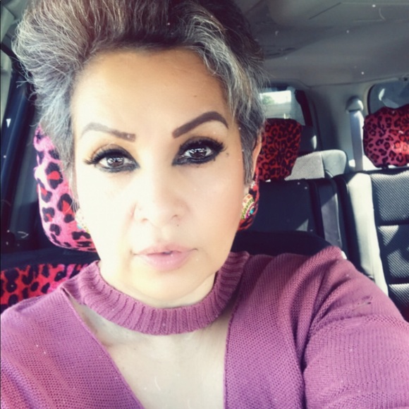 Profile Picture of Araceli Berrospe (@araceliberrospe) on Poshmark