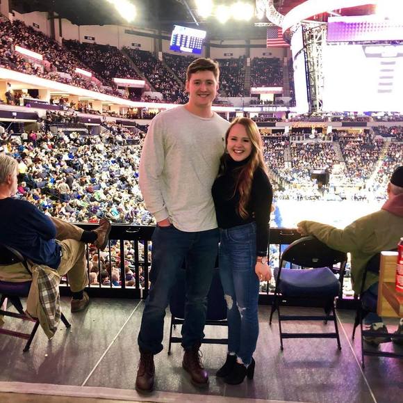 Profile Picture of Joe Roney (@joeroney) on Poshmark