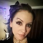 Profile Picture of Dena Appleton (@greetings_feline) on Instagram