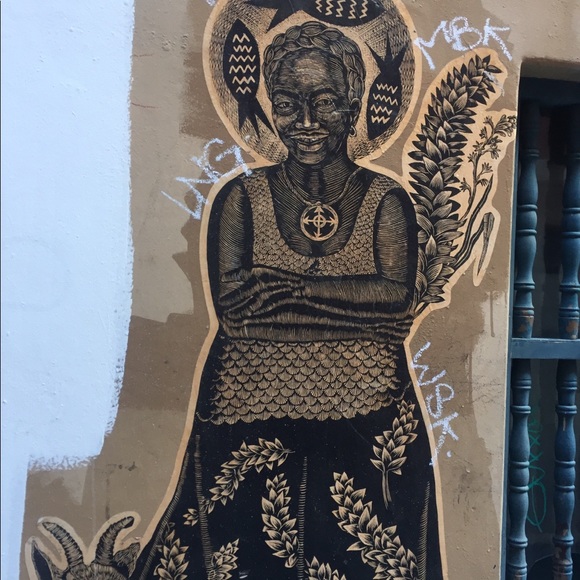 Gabrigabriella Tarrats - Poshmark Profile Picture of Gabrigabriella Tarrats (@tarrg) on Poshmark