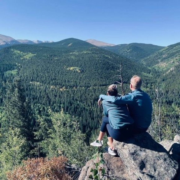 Zijada Nesheim - Poshmark Profile Picture of Zijada Nesheim (@zijadanesheim) on Poshmark