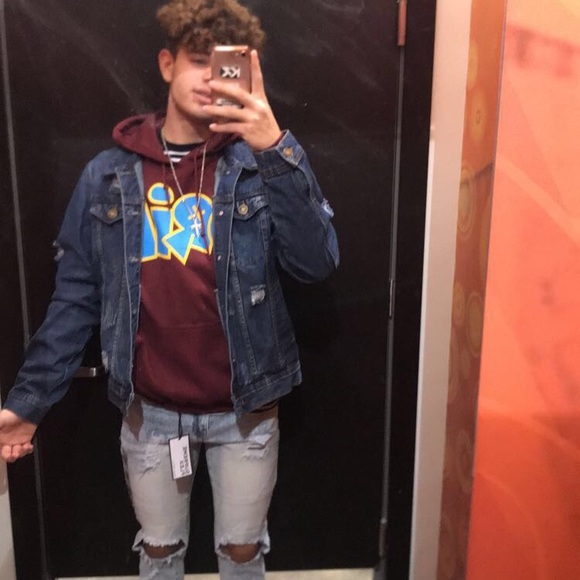Profile Picture of Chase Wiseman (@chase_wiseman60) on Poshmark