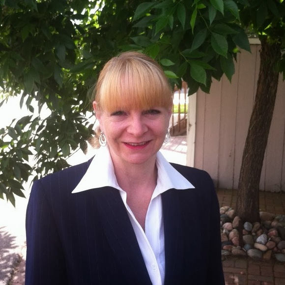 Profile Picture of Janet Murray (@grandestreasure) on Poshmark