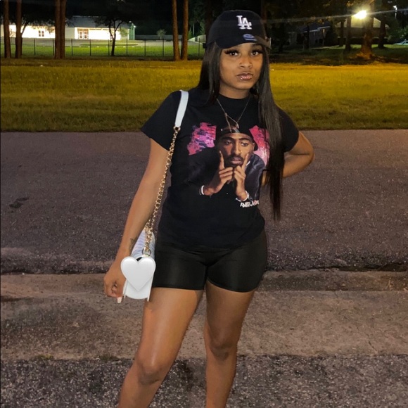 Profile Picture of Aladrian Jordan (@aladrian_jordan) on Poshmark