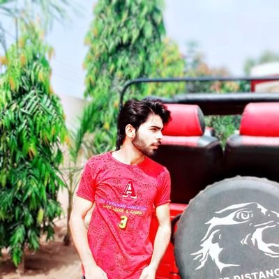 Profile Picture of ××× (@haweeli_wala3) on Twitter
