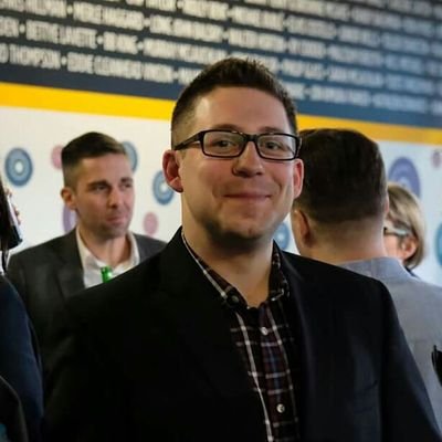 Profile Picture of Simon Yackulic (@CoreOfWar) on Twitter