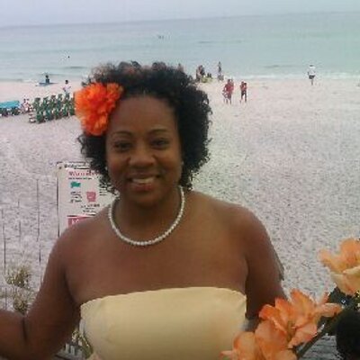 Profile Picture of Erin Smith (@buffy040879) on Twitter