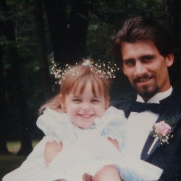 Profile Picture of Dana Calvelli (@newtown22121) on Poshmark