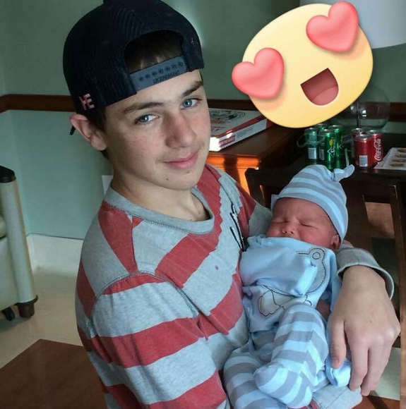 Profile Picture of Jonathan Manning (@bigboyyred1) on Poshmark