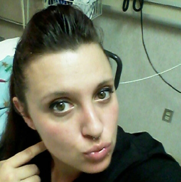 Profile Picture of Misty Mcquown (@mistymcquown) on Poshmark