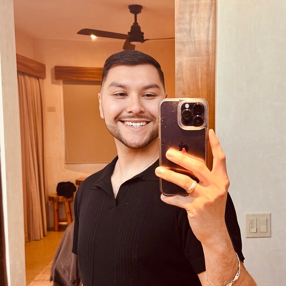 Profile Picture of Miguel Barba (@miguelbarba) on Poshmark