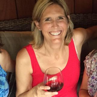 Profile Picture of Lisa Engel Manzer (@lisa.engelmanzer) on Facebook