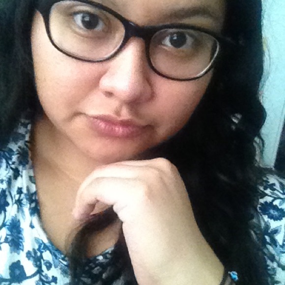Profile Picture of Bianca Mendoza (@bianca2396) on Poshmark